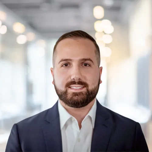 Fred Assini Headshot